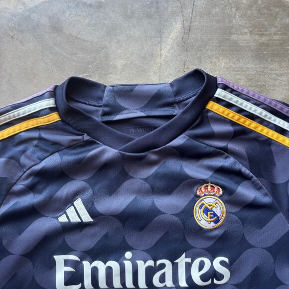 Adidas Real Madrid #5 Jude Bellingham 23/24 Boy's 15-16Y Away Soccer Jersey - Picture 4 of 14